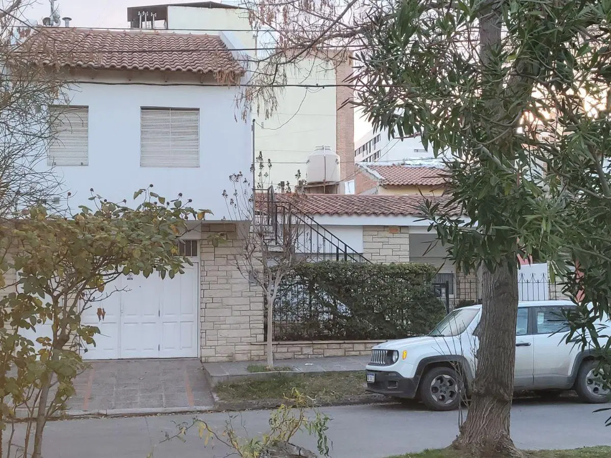 Alquiler de Departamento 2 Dormitorios, Neuquén 3