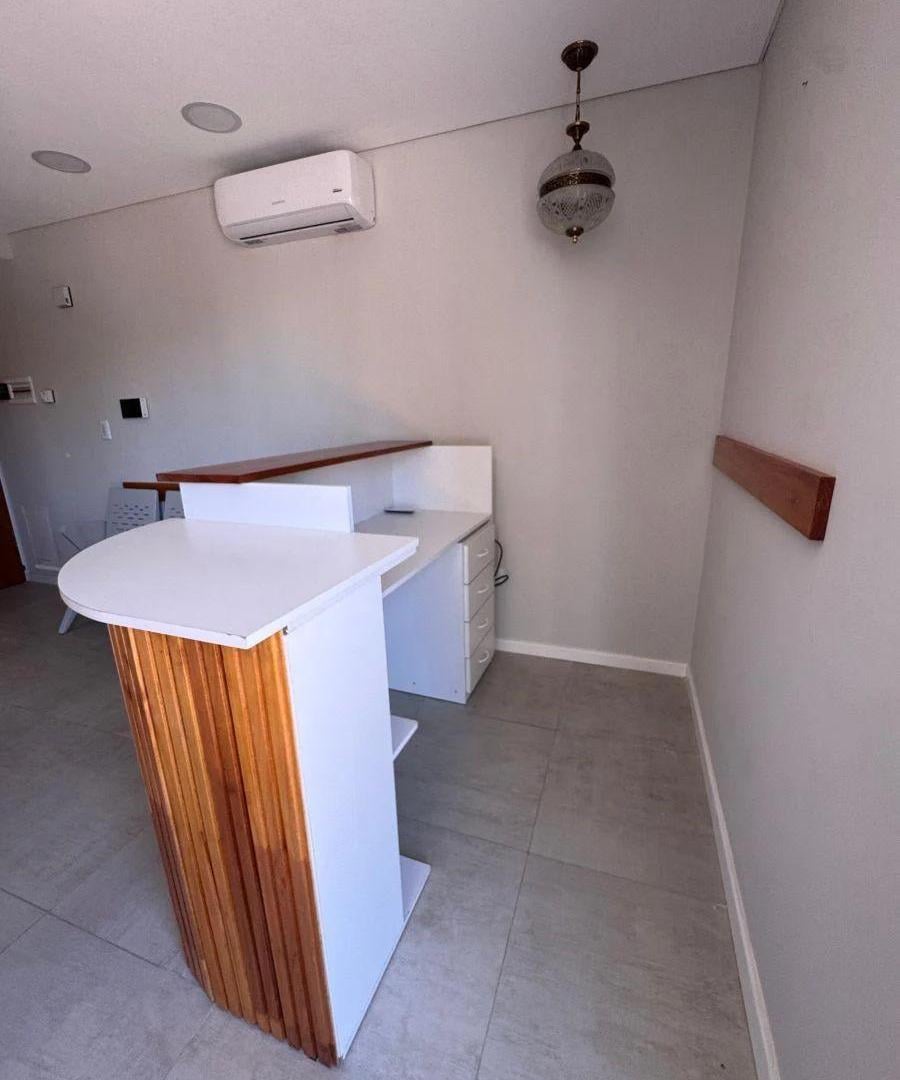 Foto de Alquiler consultorios centro de Neuquén, imagen 5