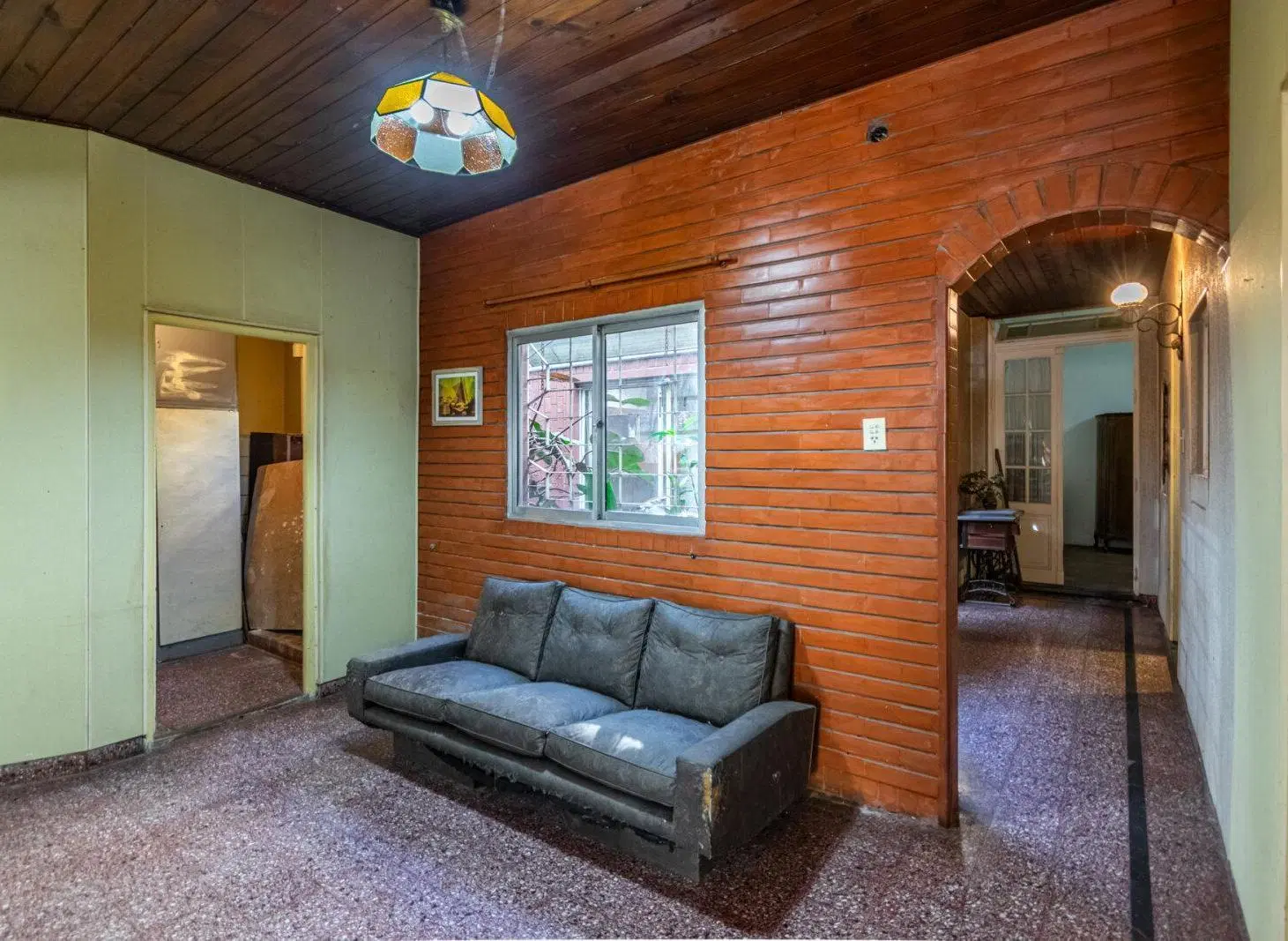 Casa en Venta · 5 Ambientes  ·  Terraza  ·  Villa Pueyrredon. CABA 2