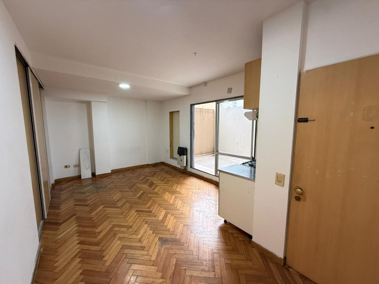 Foto de Monoambiente en alquiler. Patio. Apto profesional. Villa Urquiza, imagen 5