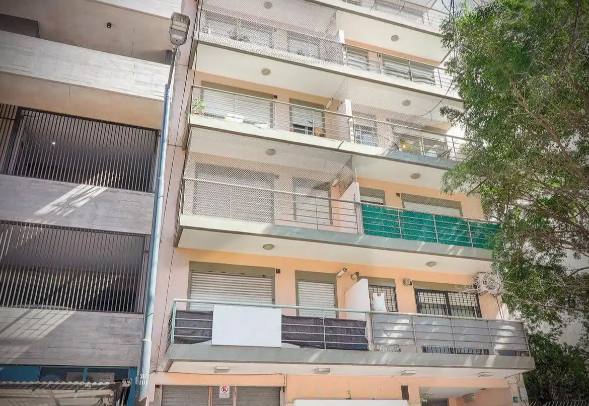 Departamento. Semipiso. 2 ambientes. Alquiler. 5