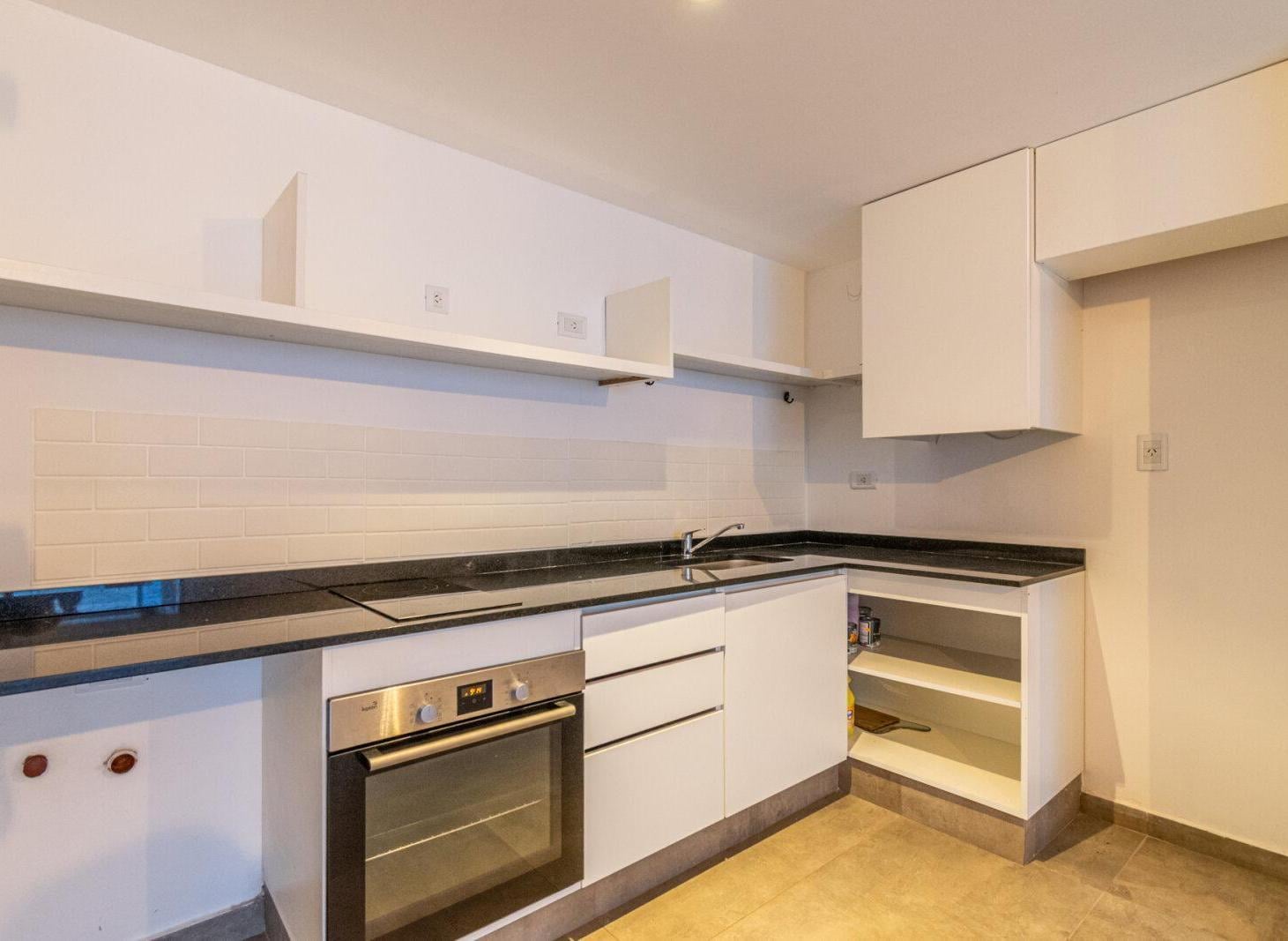 Departamento. 2 ambientes. Cochera. Patio. Amenities. Saavedra