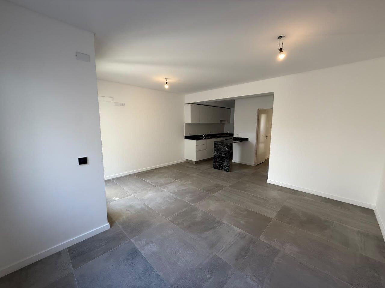 Foto de Alquiler. 3 Ambientes. Balcón. Villa Urquiza, imagen 2