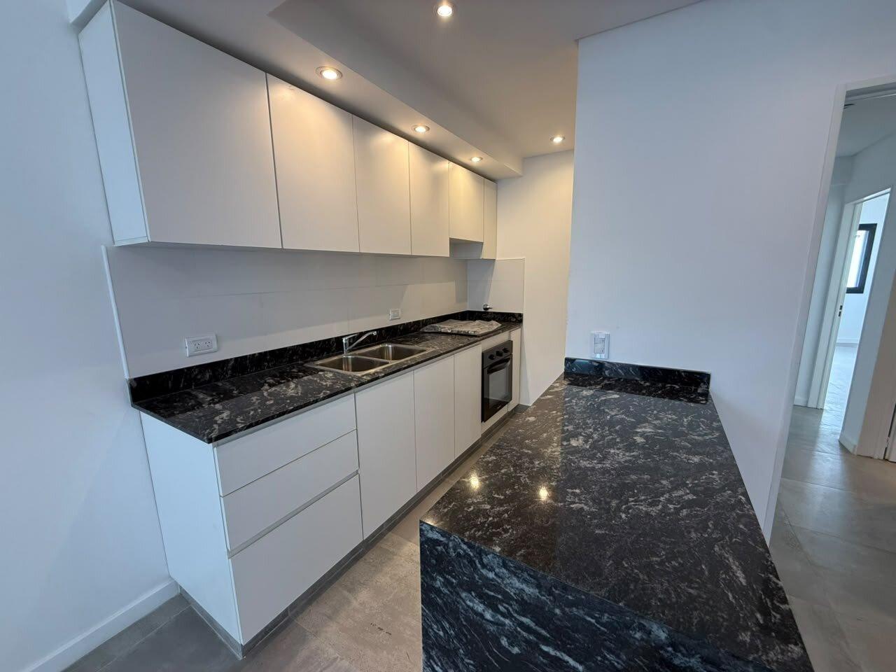 Foto de Alquiler. 3 Ambientes. Balcón. Villa Urquiza, imagen 3