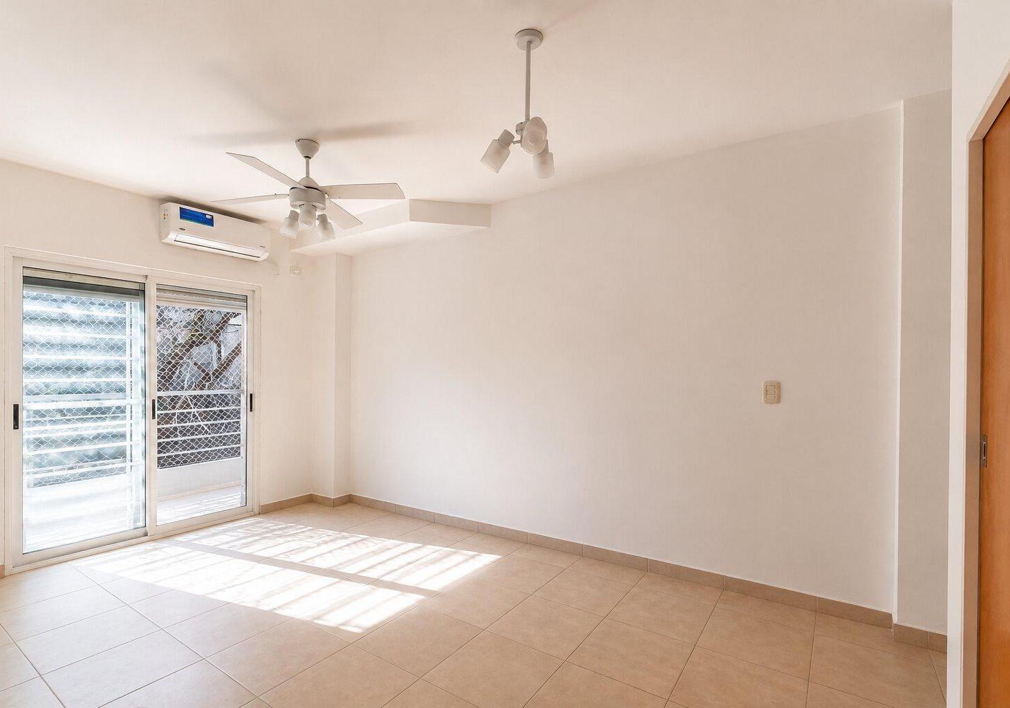 Foto de Departamento Dúplex 2 balcones en Venta en Villa Ortúzar, imagen 1