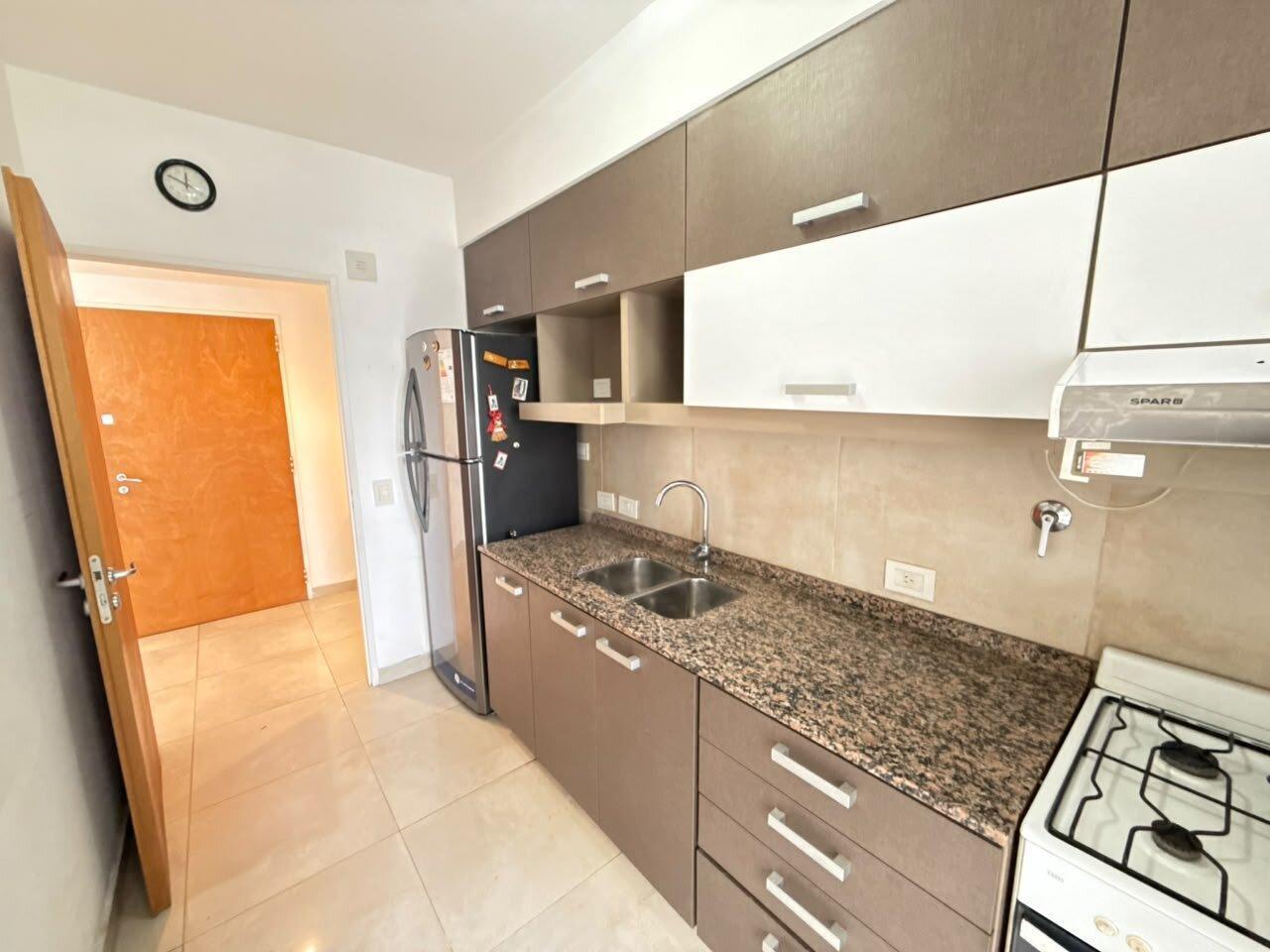 Foto de Alquiler. 2 Ambientes. Cochera. Villa Urquiza, imagen 5