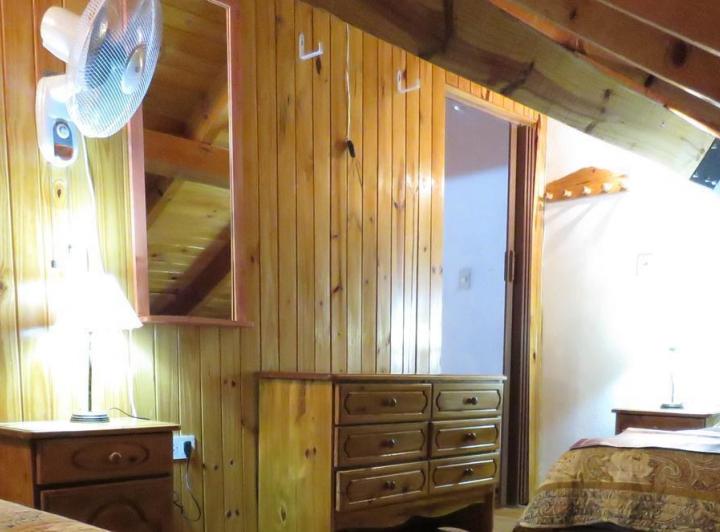 VENTA - COMPLEJO DE 6 ( SEIS ) DEPARTAMENTOS Y OFICINA - COPAHUE 1