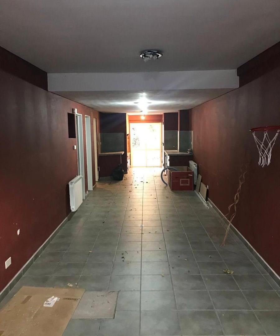 Foto de VENTA - CASA DE 3 HABITACIONES - CON PILETA CLIMATIZADA, imagen 3