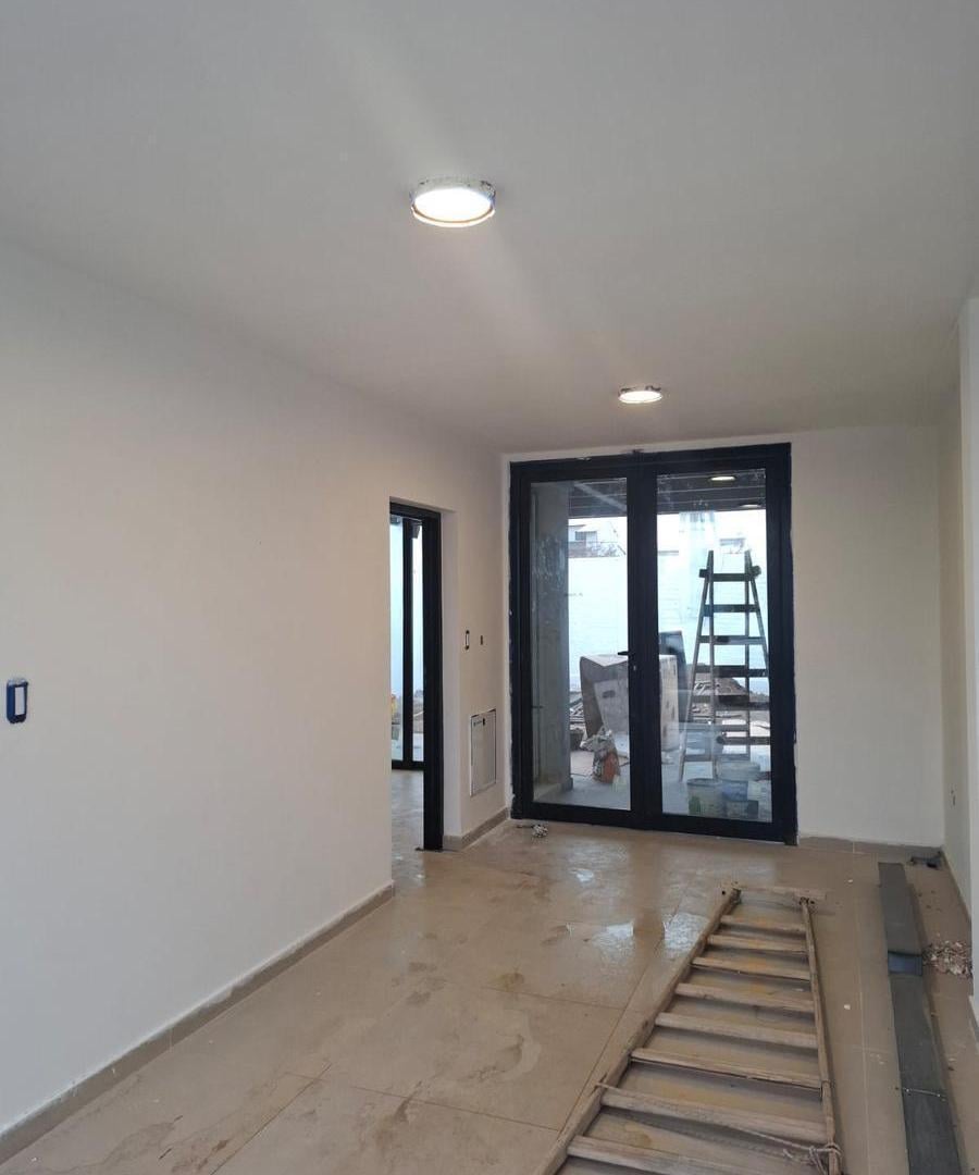 Foto de ALQUILER . CASA DE 3 DORMITORIOS. A ESTRENAR. COMPLEJO CERRADO, imagen 1