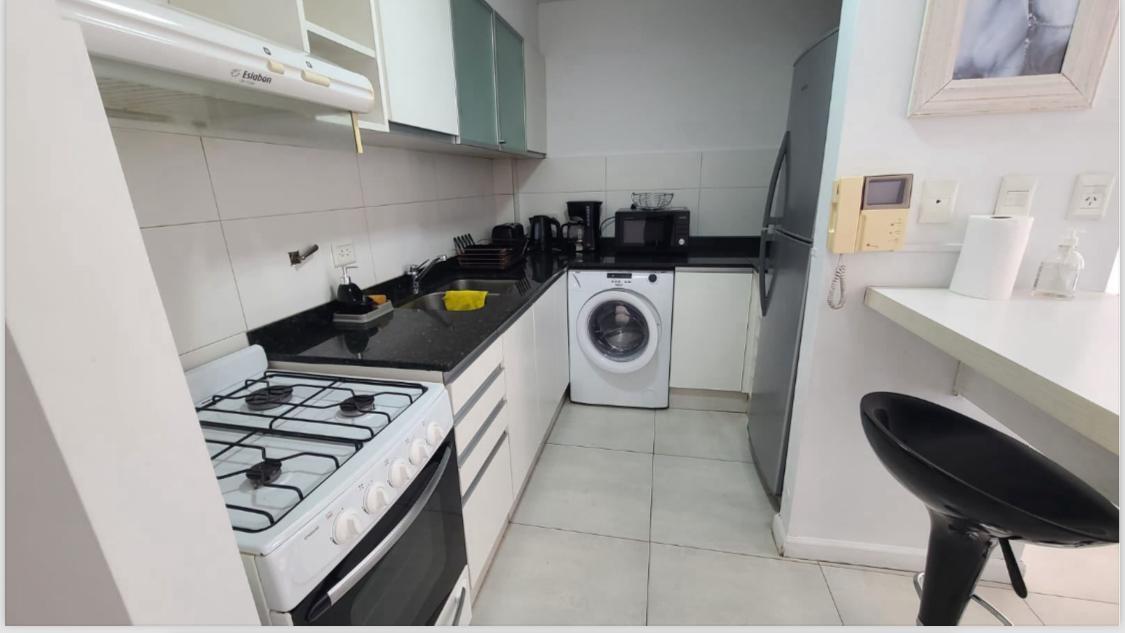 Foto de ALQUILER AMOBLADO - DPTO DE DOS HABITACIONES - COCHERA - BALCÓN, imagen 4