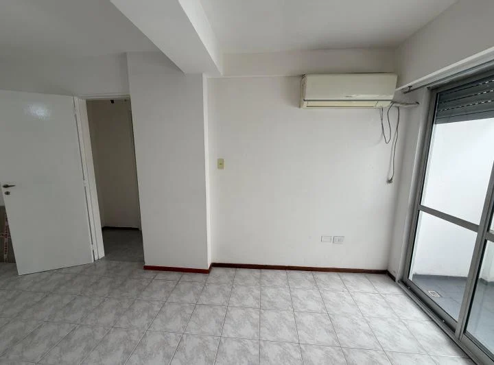 1 dorm. A 1 cuadra Buen Pastor e Iglesia Capuchinos 4