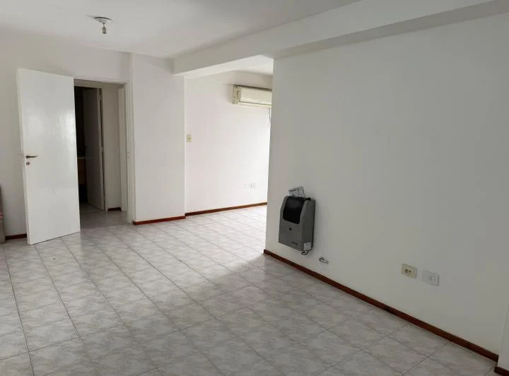 1 dorm. A 1 cuadra Buen Pastor e Iglesia Capuchinos 3
