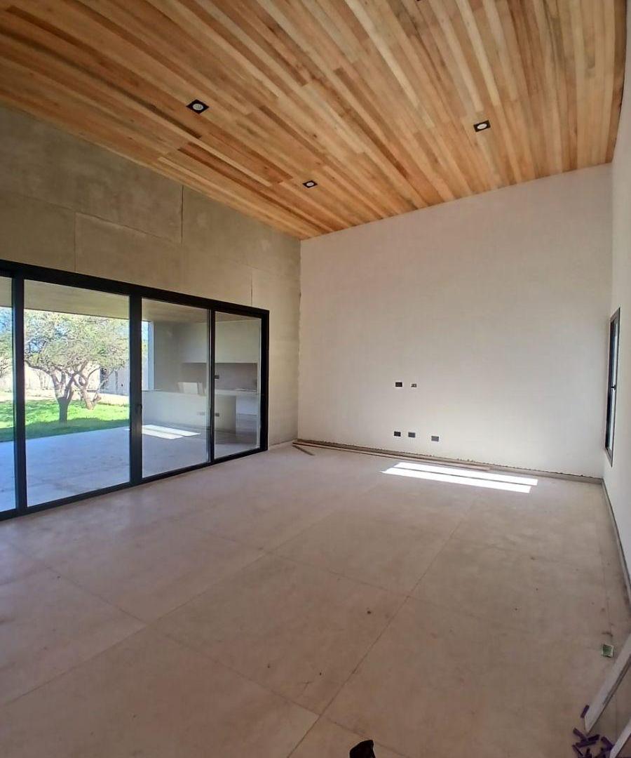 Foto de Venta, Casa de 400 m2 con 3 dormitorios en venta en Estancia El Terrón, imagen 5