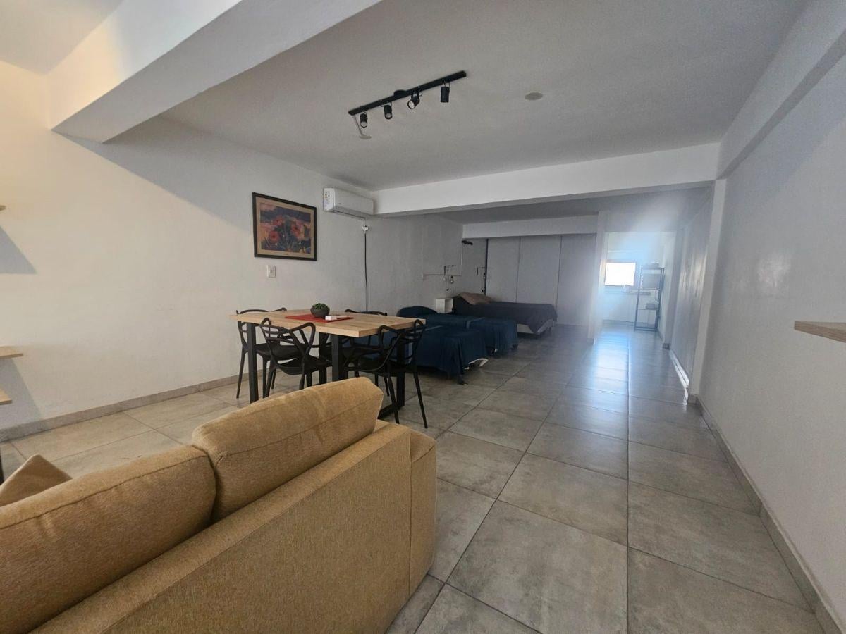 Foto de VENTA EDIFICIO COMPLETO EN Bv. SAN JUAN CON RENTA + POTENCIAL DE, imagen 2