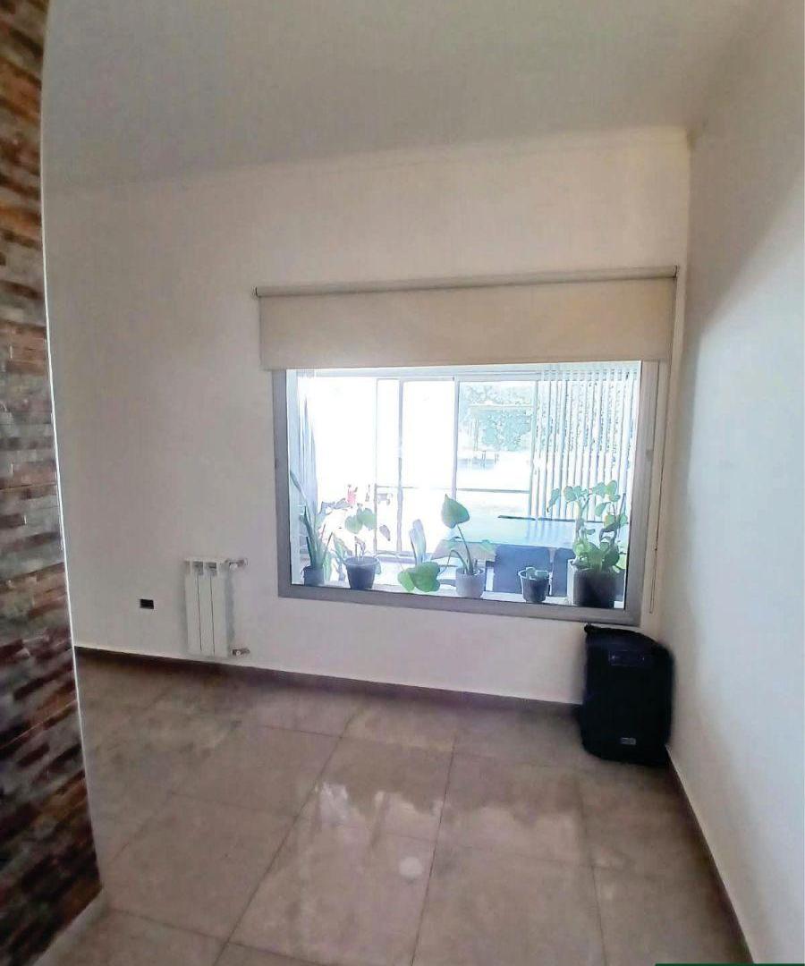 Foto de Venta: Casa en San Isidro en una sola planta, gran parque y pileta de, imagen 4