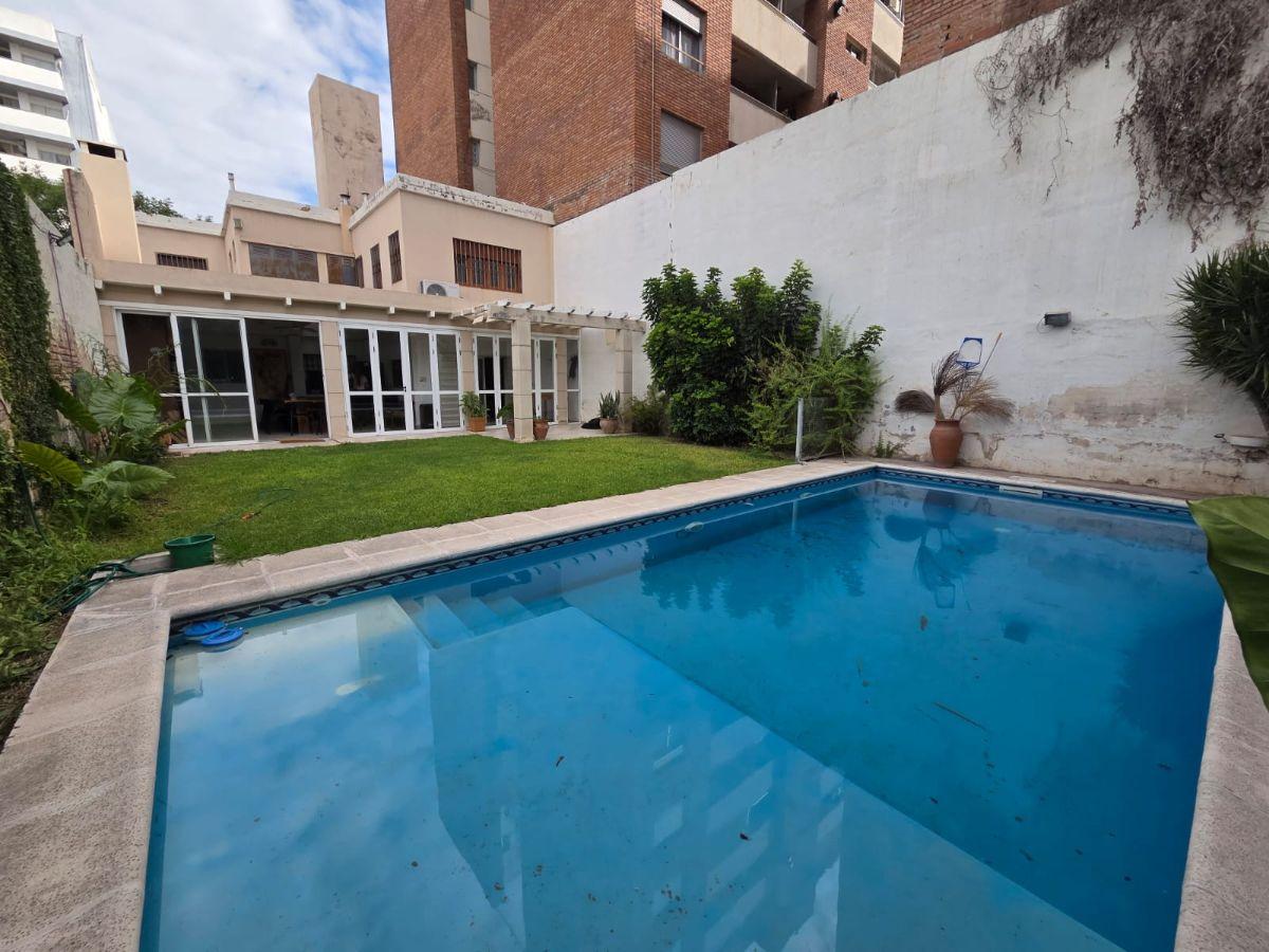 Foto de Venta Casa de dos plantas, Zona C1, Ideal Proyecto Inmobiliario En, imagen 2