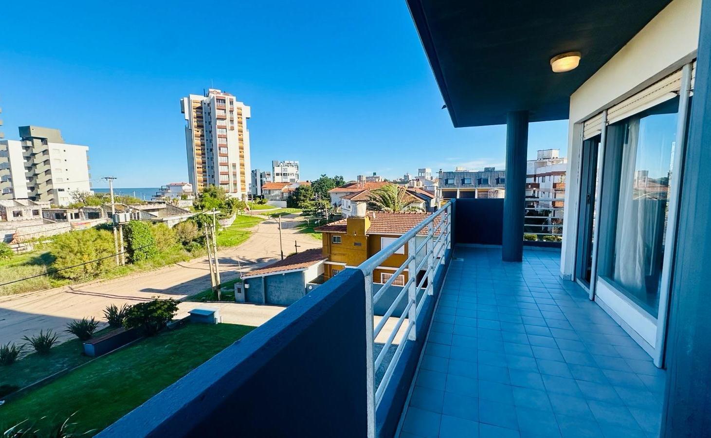 Foto de Departamento en venta Villa Gesell, imagen 4