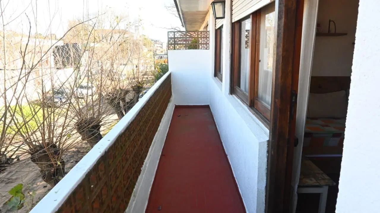 DEPARTAMENTO / DOS AMBIENTES /( OPORTUNIDAD)  VILLA GESELL 5