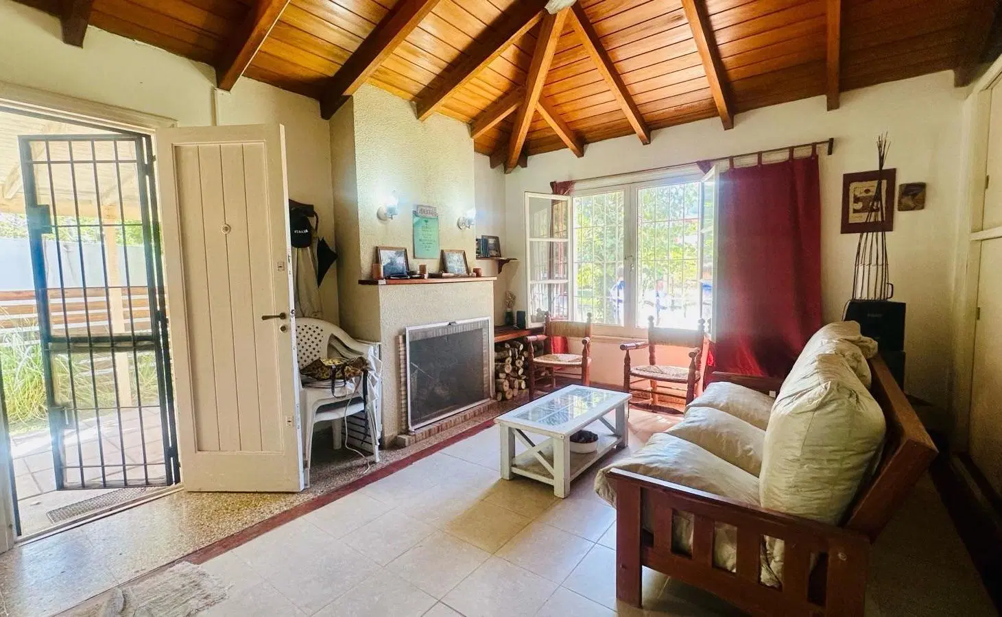CASA EN VENTA VILLA GESELL 3