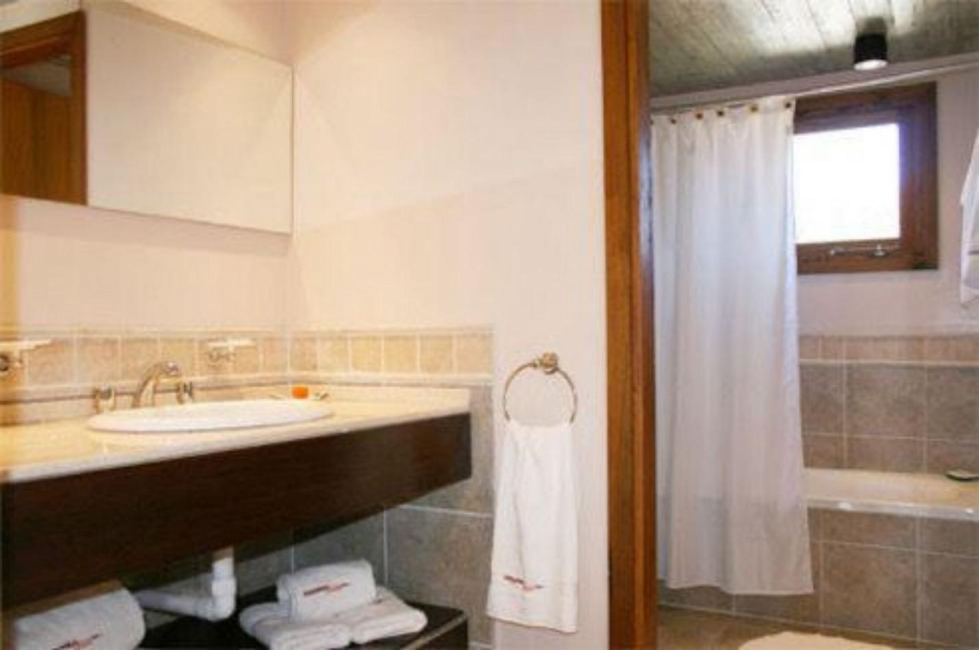 Foto de A LA VENTA COMPLEJO EN MAR AZUL, imagen 3
