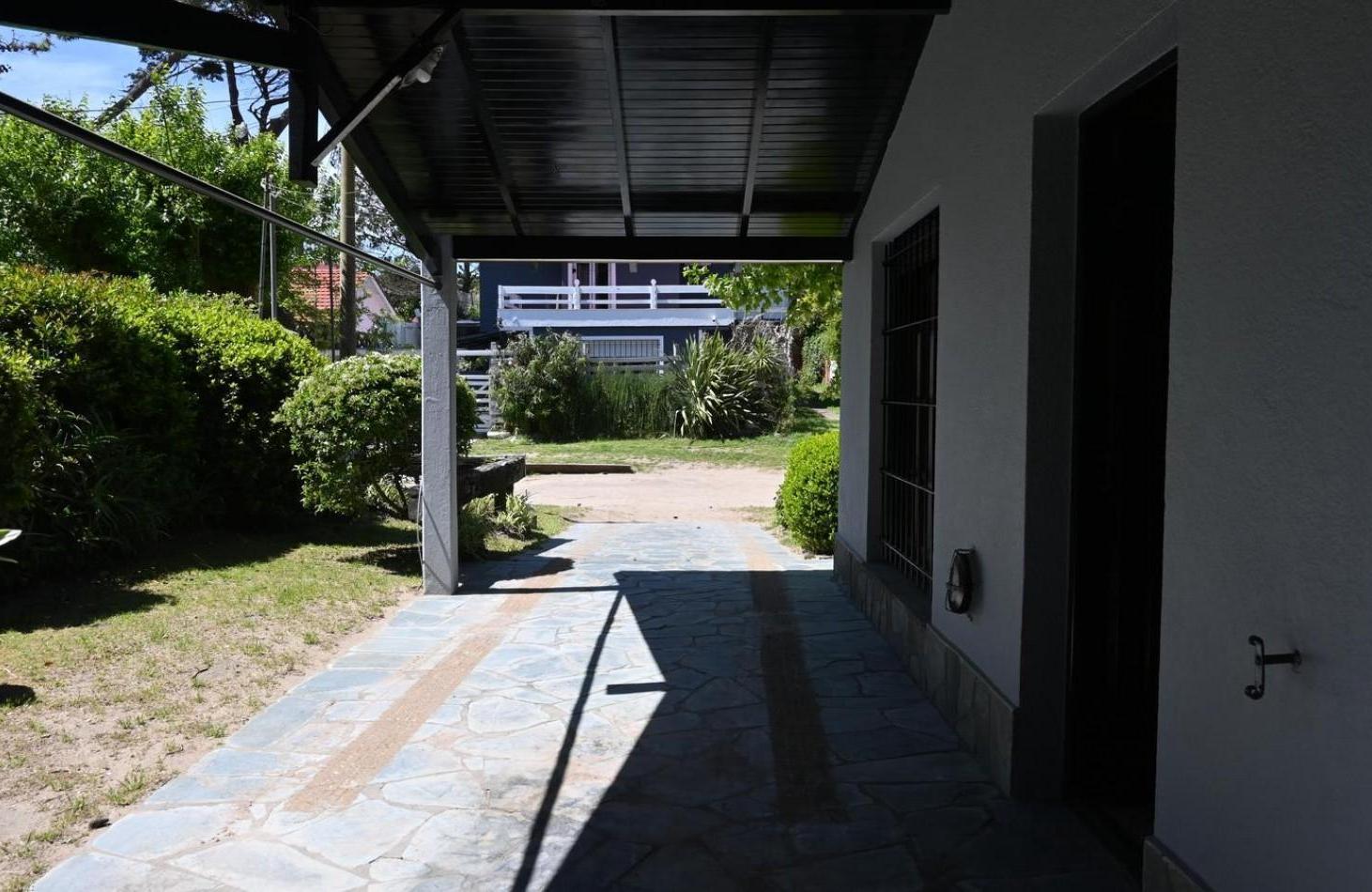 Foto de TITULO: A LA VENTA CASA DE 5 AMBIENTES EN BARRIO NORTE - VILLA GESELL, imagen 5