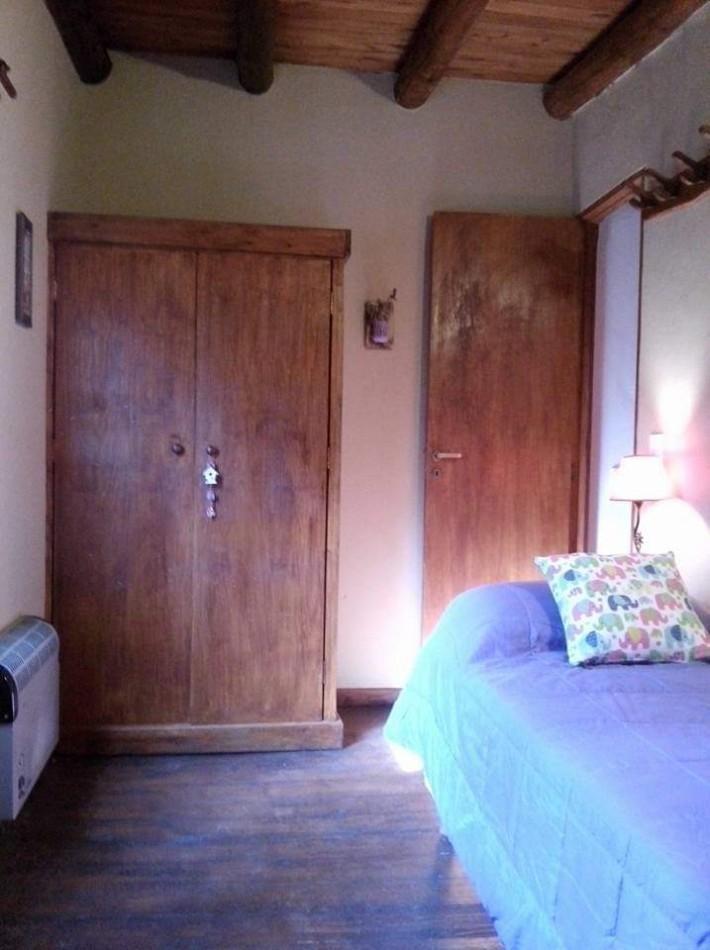 Foto de A LA VENTA DOS CABAÑAS EN BLOCK A 3 CUADRAS DEL MAR - MAR AZUL, imagen 3