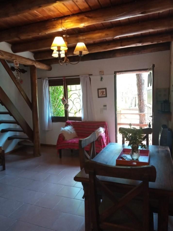 Foto de A LA VENTA DOS CABAÑAS EN BLOCK A 3 CUADRAS DEL MAR - MAR AZUL, imagen 4