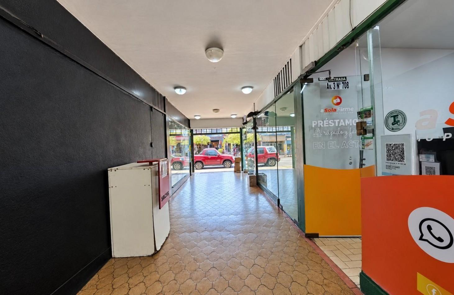 Foto de A LA VENTA LOCAL COMERCIAL EN VILLA GESELL, imagen 3