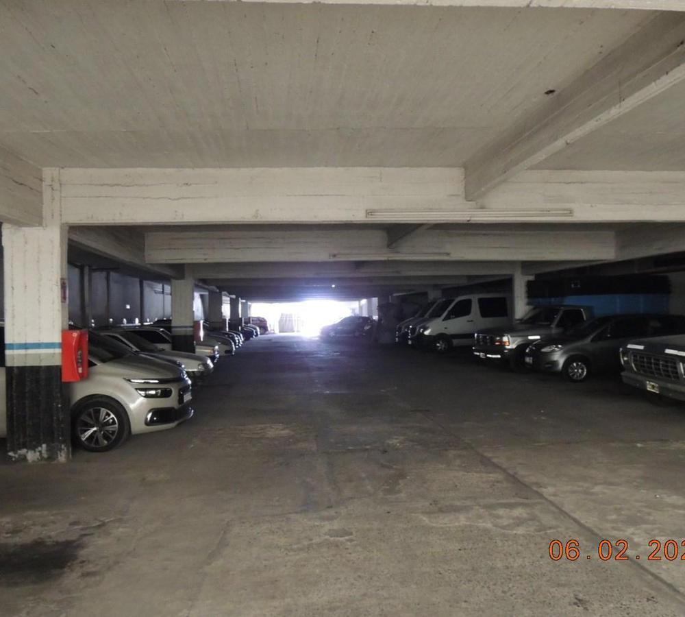 Terreno Garage en Venta en Villa Lugano, Capital Federal, 17 m de Frente 5