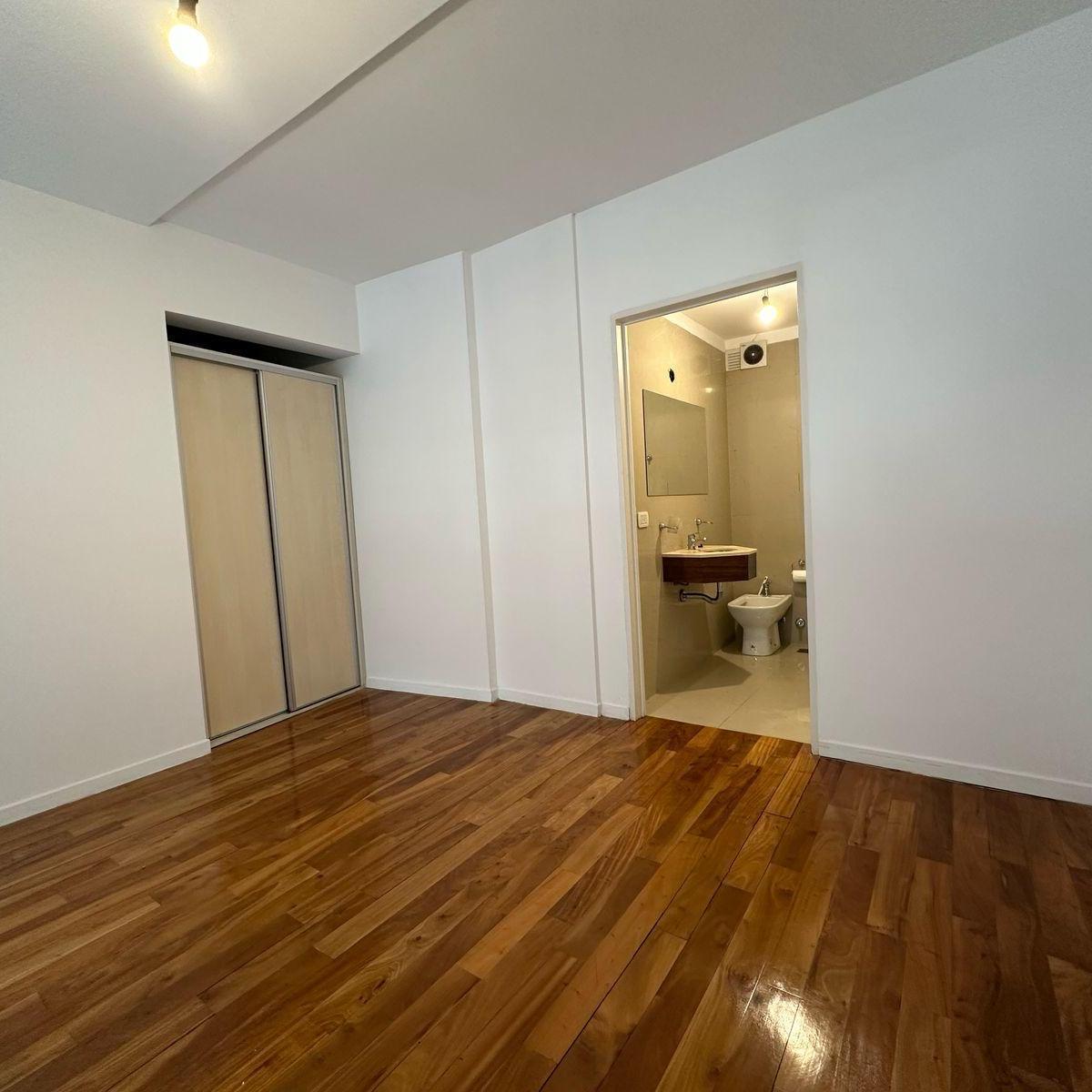 Venta Departamento en Barrio Norte 4
