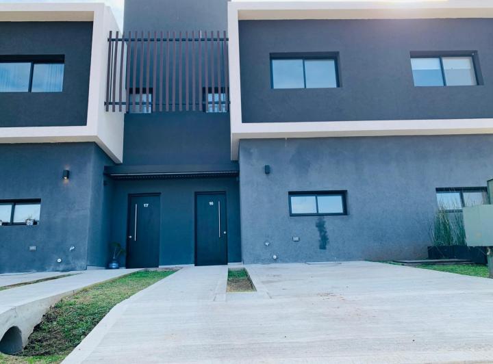 Departamento de 4 ambientes en alquiler en Barrio El Aljibe, Manzanares, Pilar 1