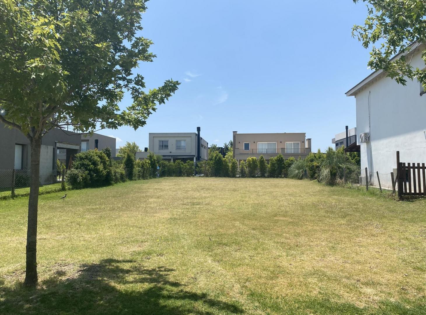 Lote en venta, en el barrio Las Tipas, Nordelta, Tigre