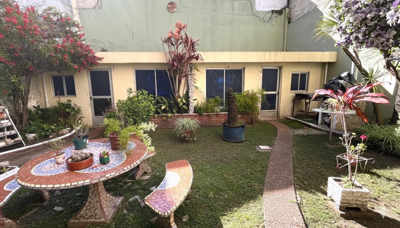 Foto de Venta Departamento 3 ambientes con jardín, imagen 2