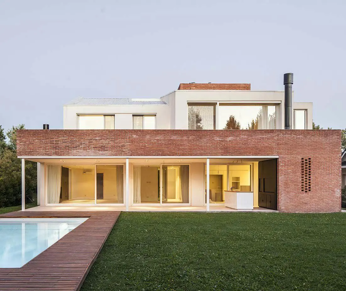 Casa en Las Caletas Nordelta 4