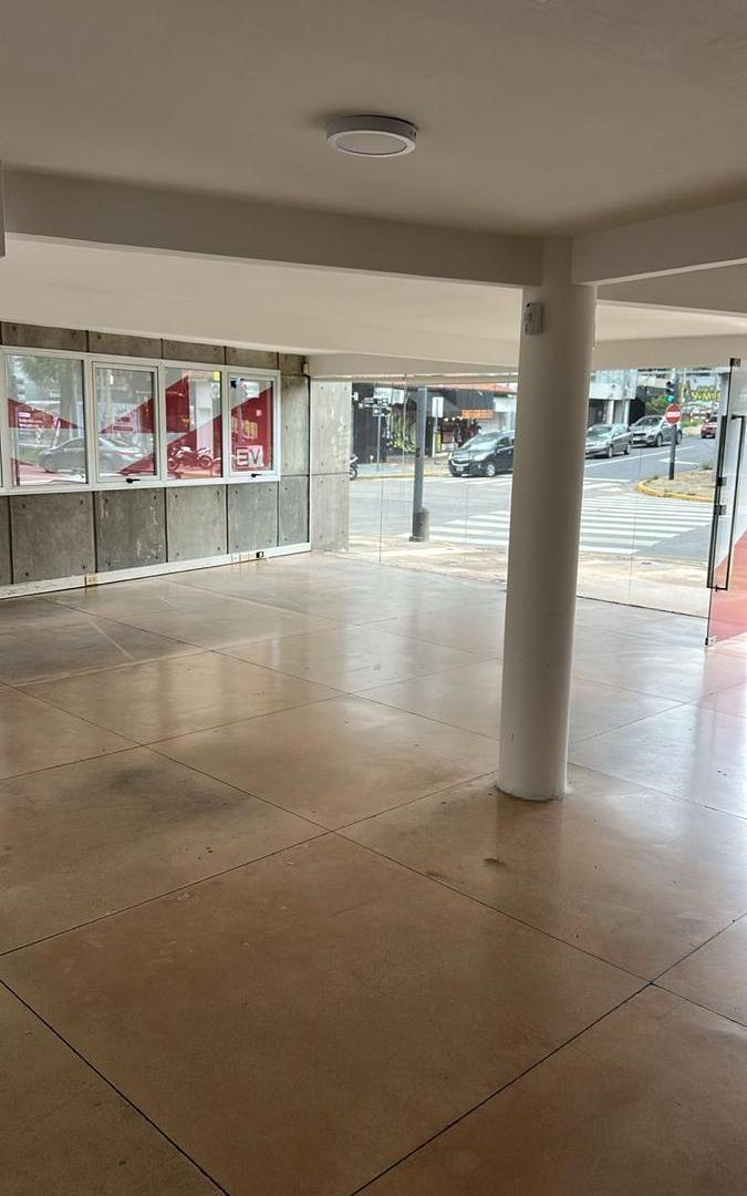 Foto de Local comercial en alquiler en Vicente Lopez, imagen 2