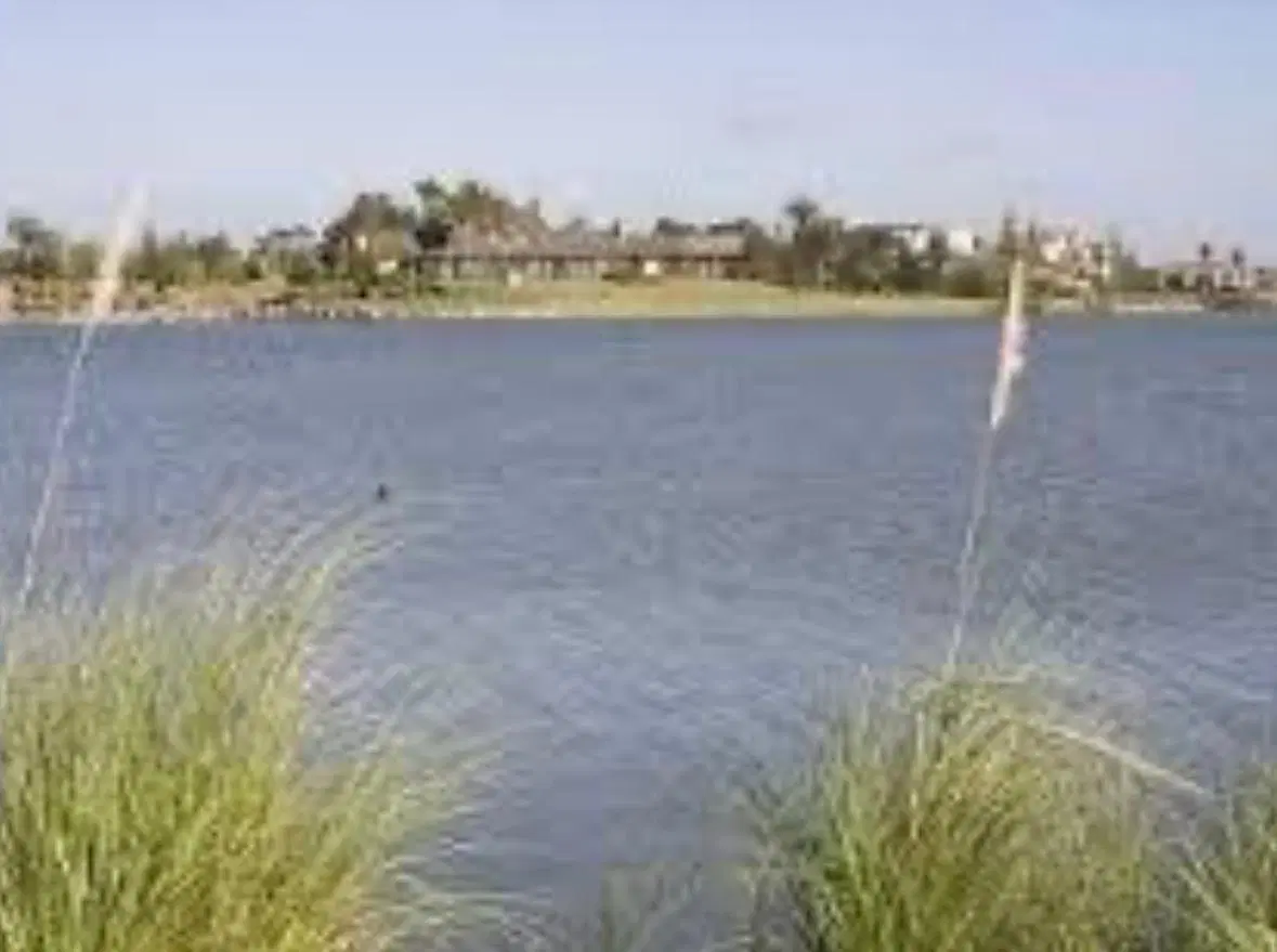 Lote al Agua en Virazon 4