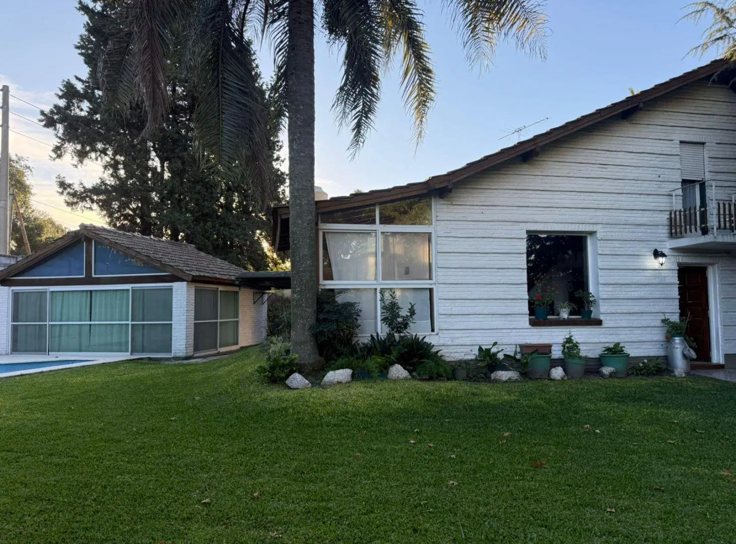 Casa club mapuche pilar 2