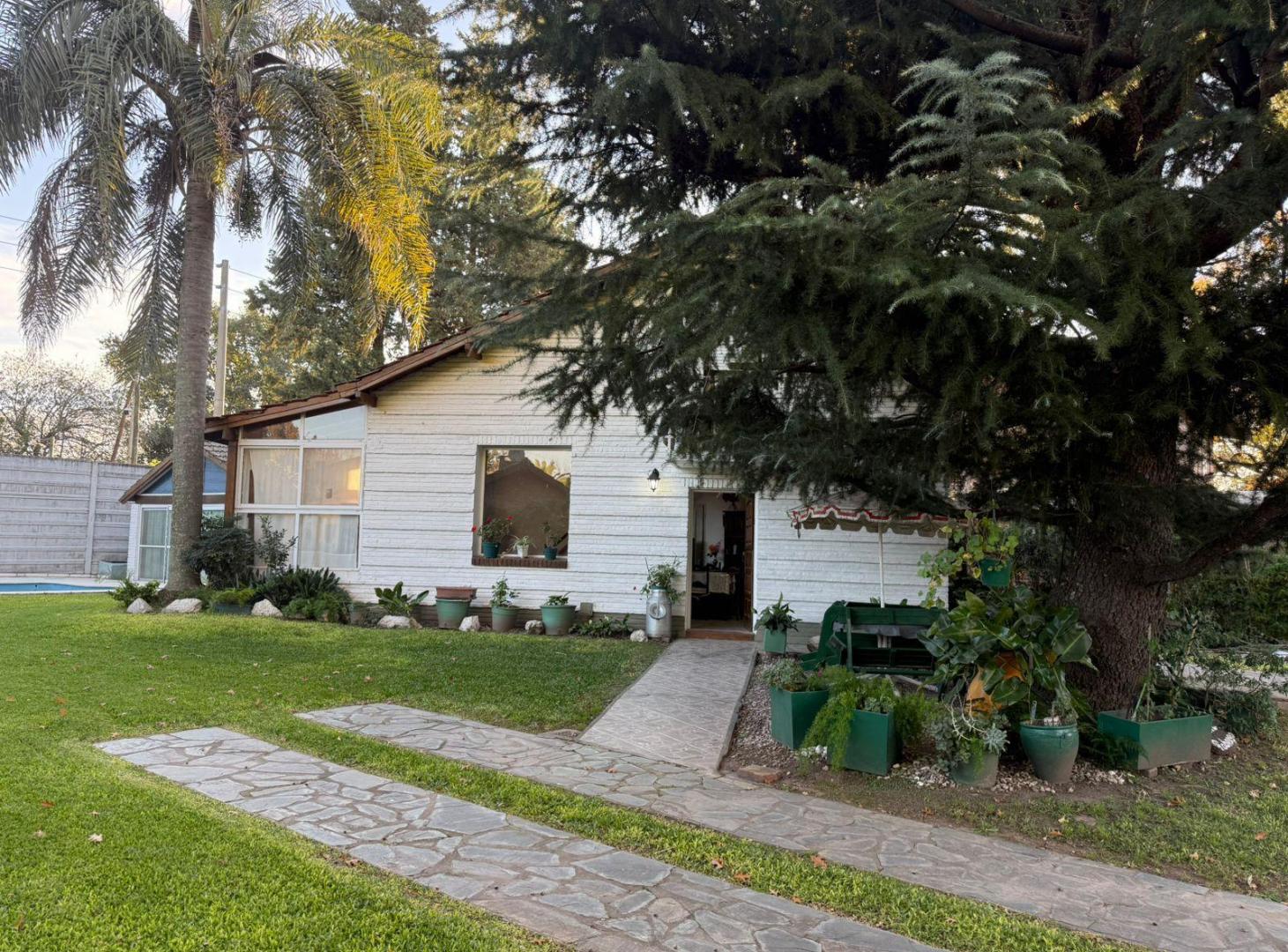 Casa club mapuche pilar