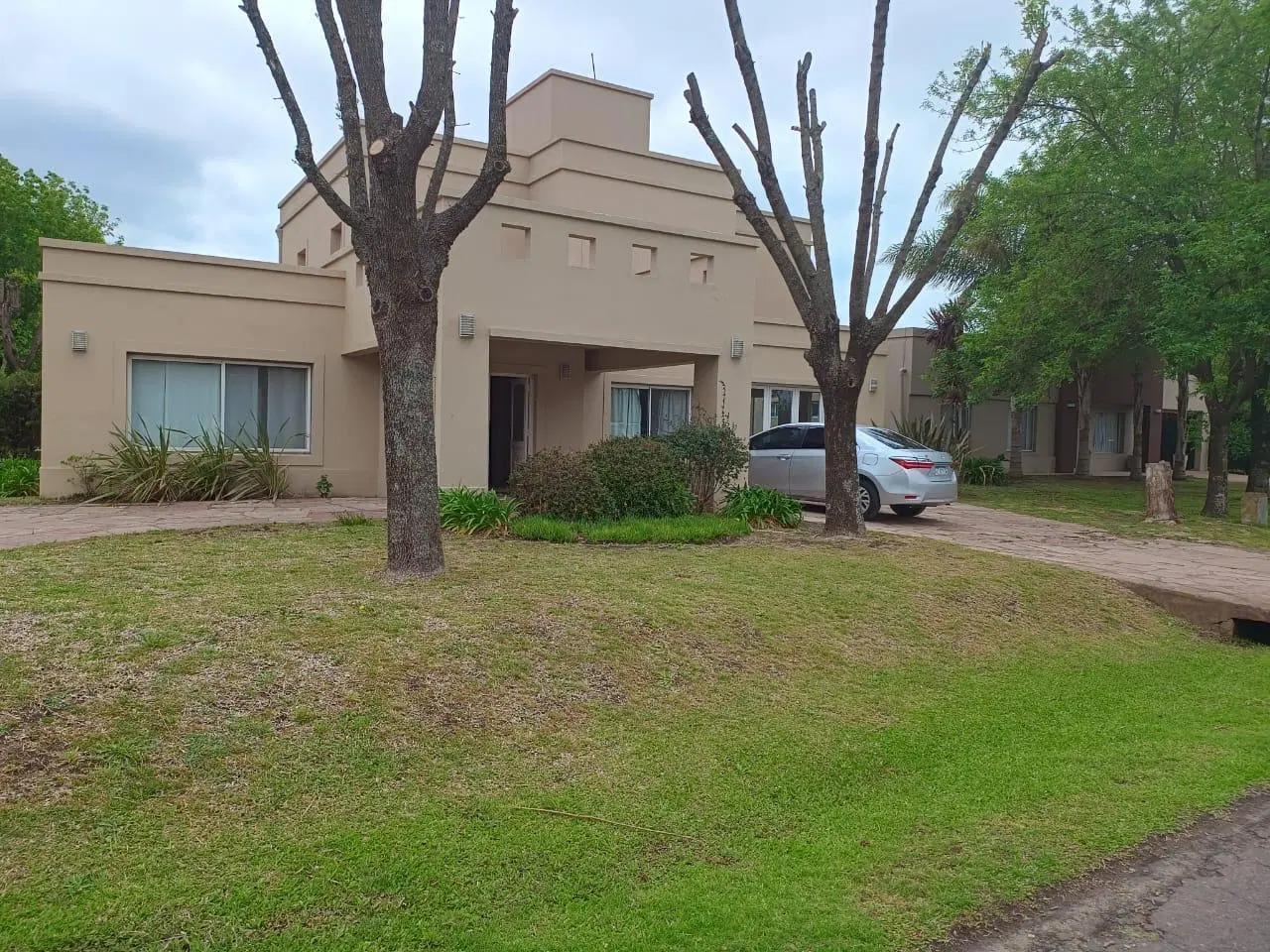 Casa en venta y alquiler barrio san patricio moreno zona oeste 4
