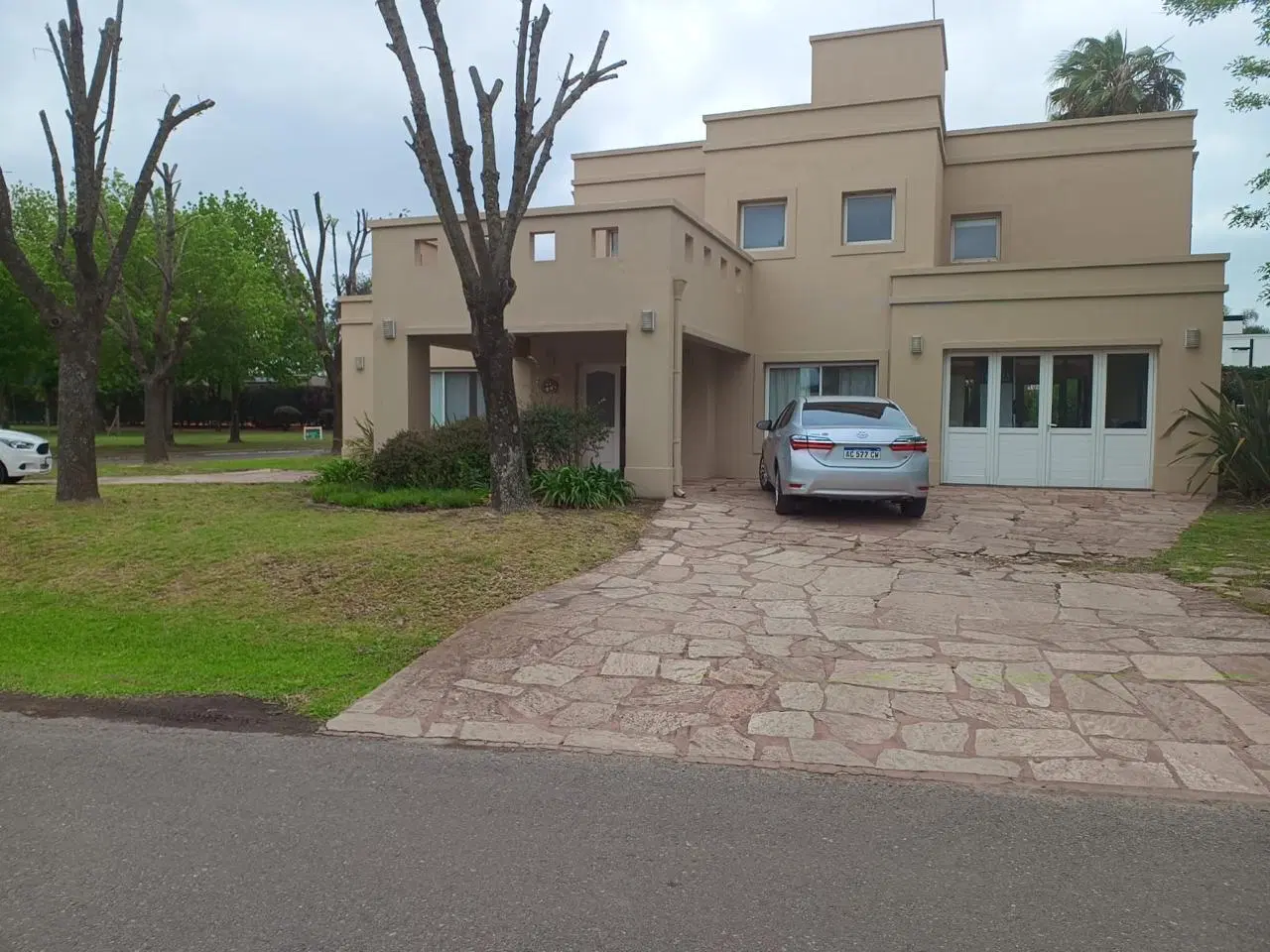 Casa en venta y alquiler barrio san patricio moreno zona oeste 3