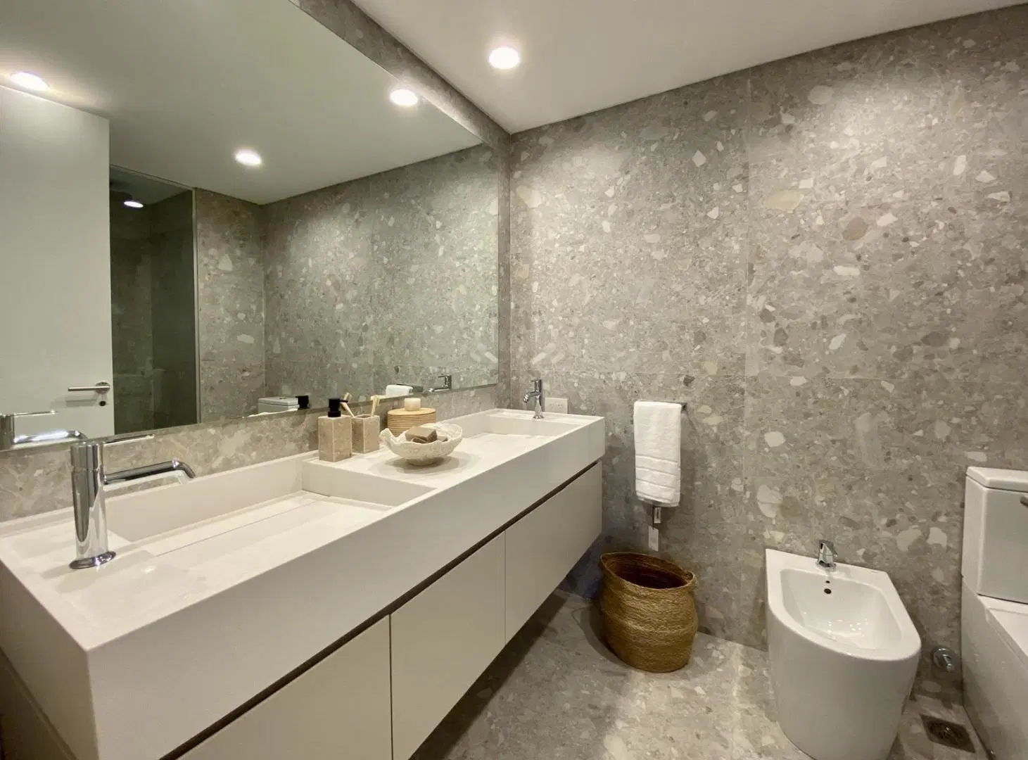 Departamento en Alquiler, 4 ambientes, Duplex Pb con Jardin y piscina propia, Oceana Nordelta, Tigre 5