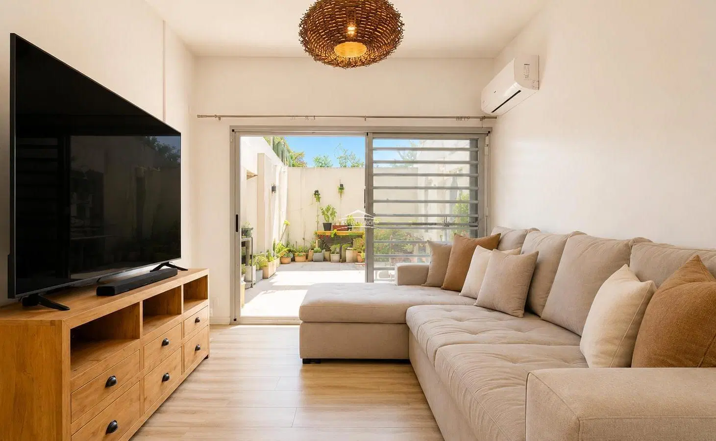 Departamento en Venta 3 ambientes con gran patio en Villa Luro 2