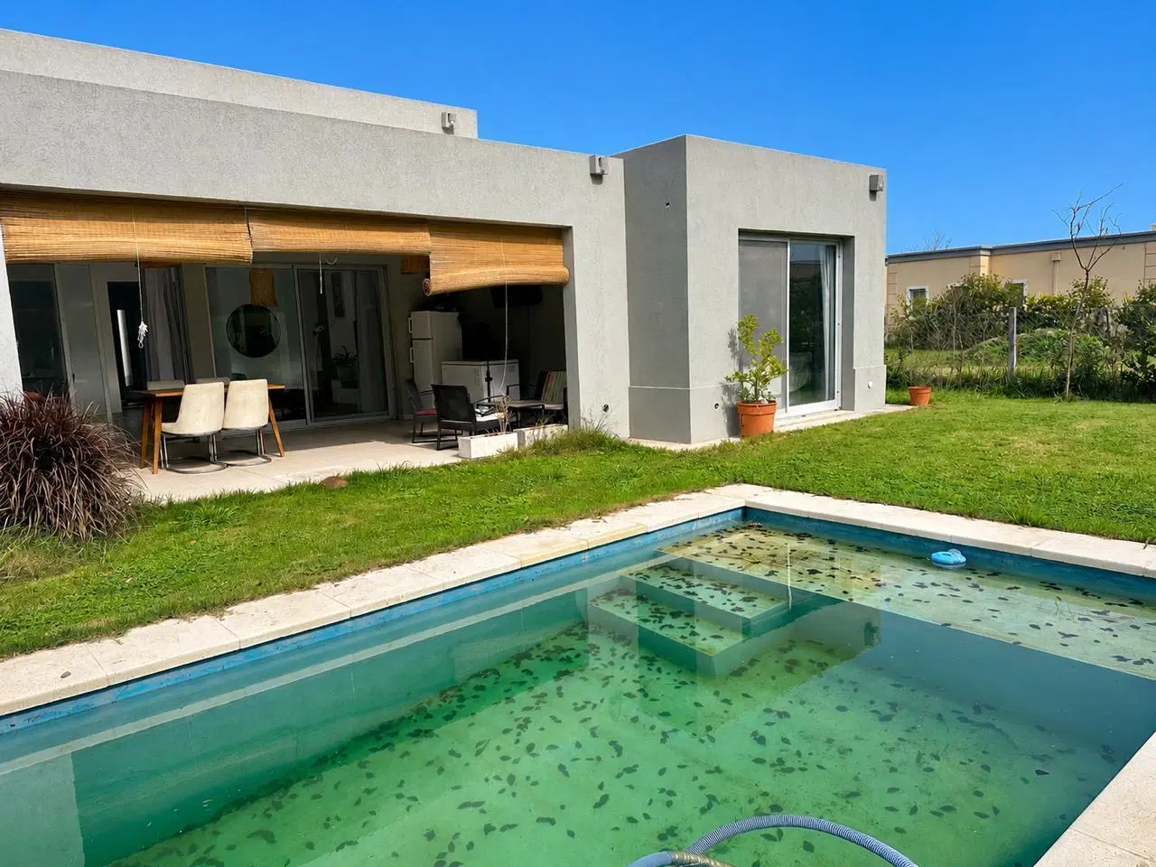 Casa en una planta en venta en Santa Emilia 1
