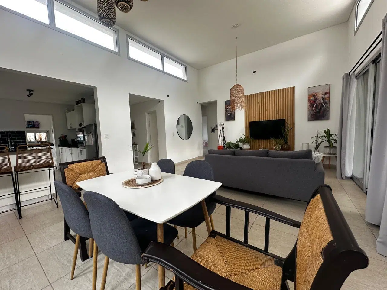 Casa en una planta en venta en Santa Emilia 4