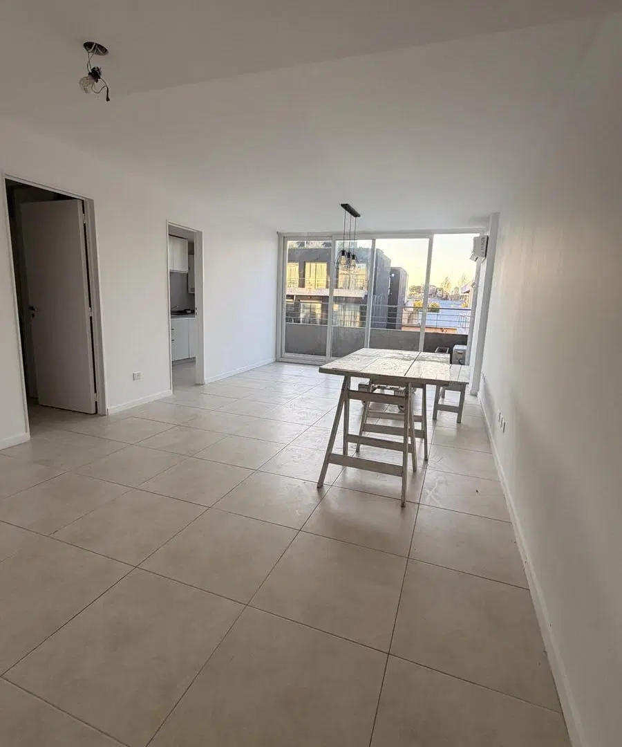 Alquiler Departamento con cochera en San Isidro 4