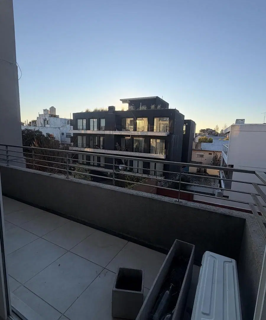 Alquiler Departamento con cochera en San Isidro 3