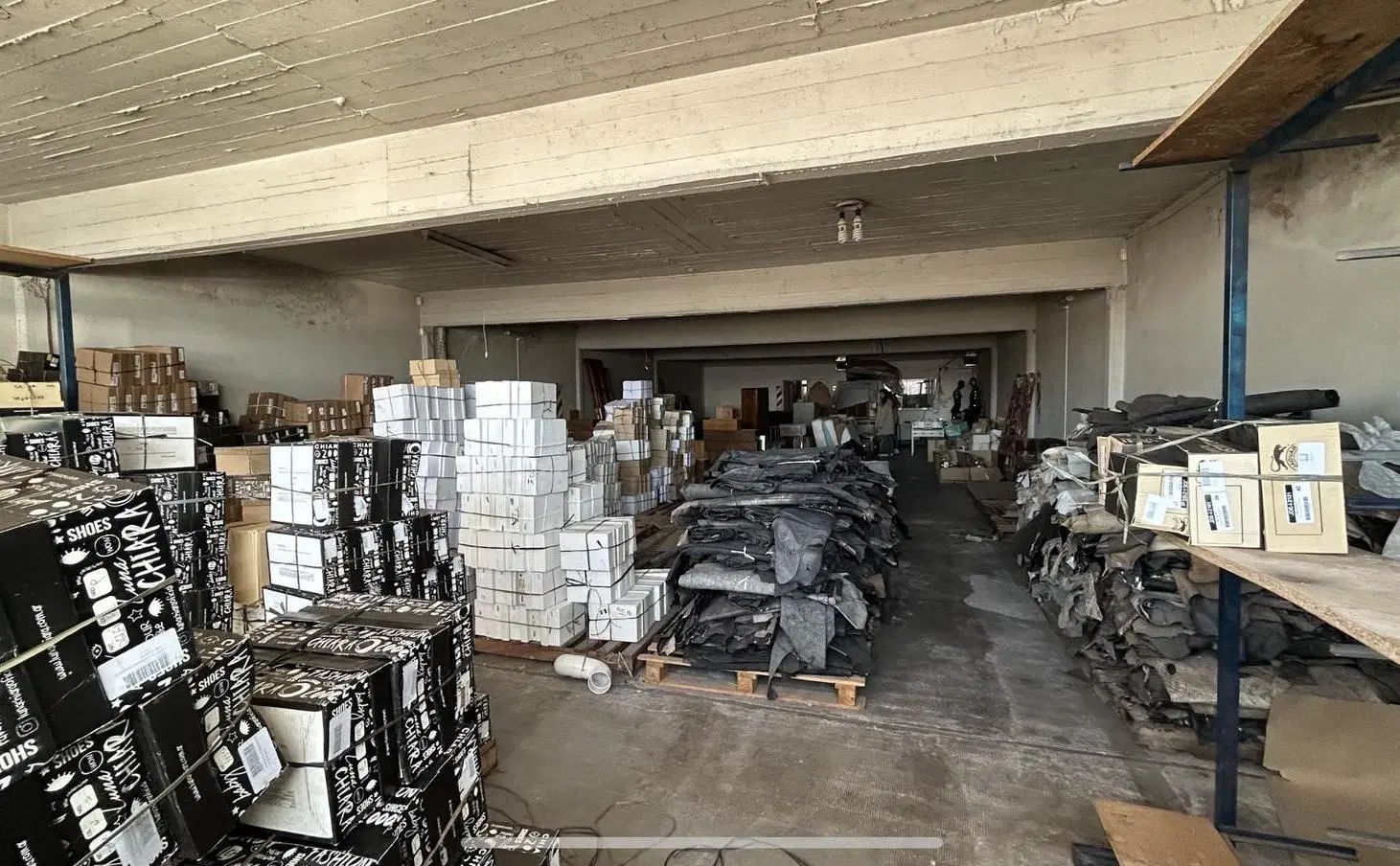 Depósito en Venta o Alquiler en Liniers 4
