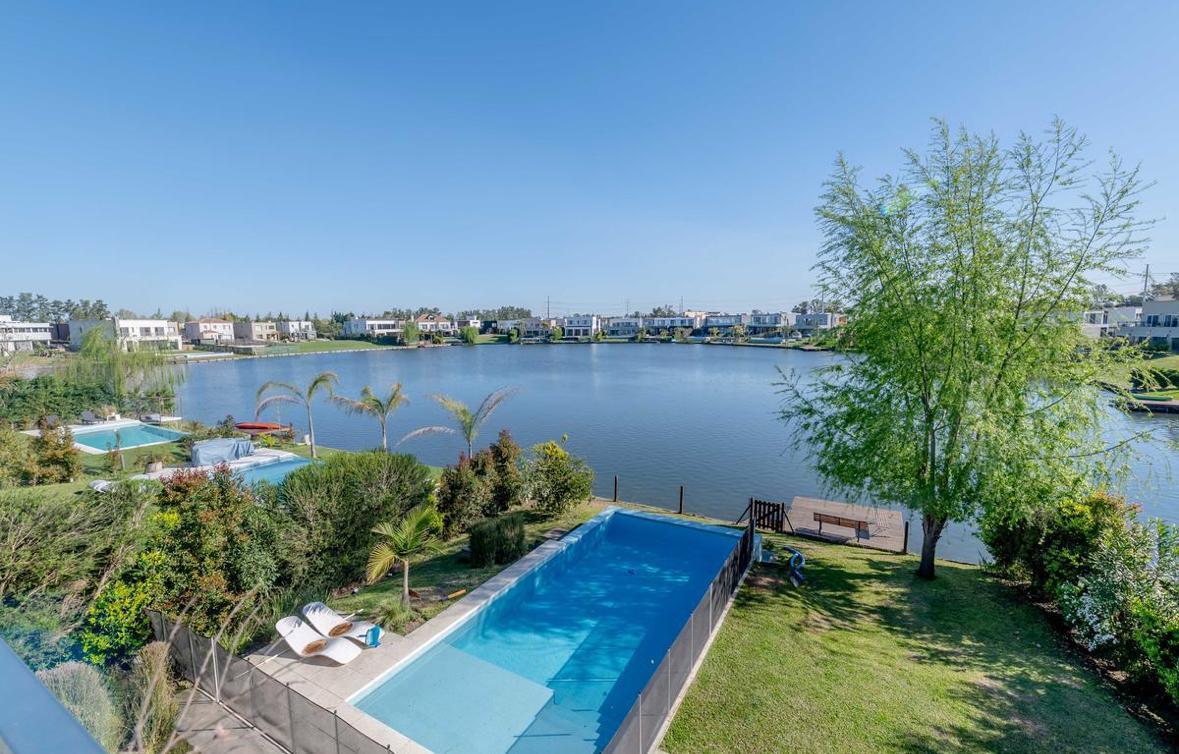 Foto de Casa en Venta al agua en Tipas, imagen 2
