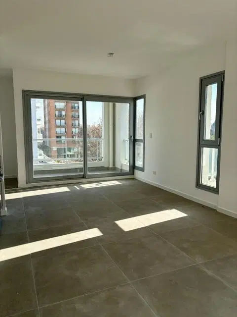 Departamento en venta 2 amb en Tigre con cochera 1