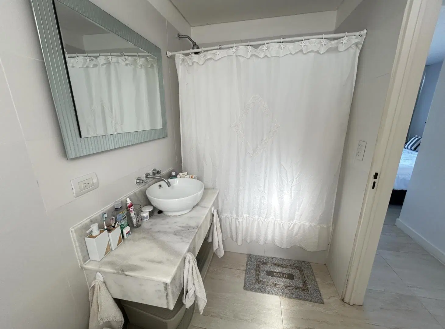 Venta Tríplex 3 Ambientes Balcón y Terraza Propia en Castaños, Nordelta. 4